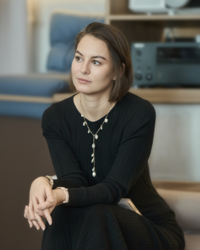 Ксения Захарова